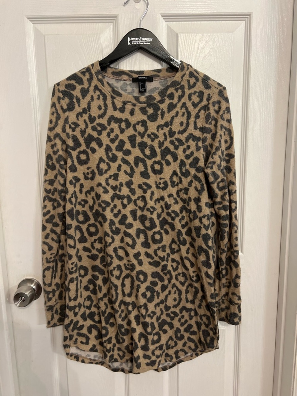 Forever 21 Leopard-Print Long Sleeve Tunic in Tan and Black